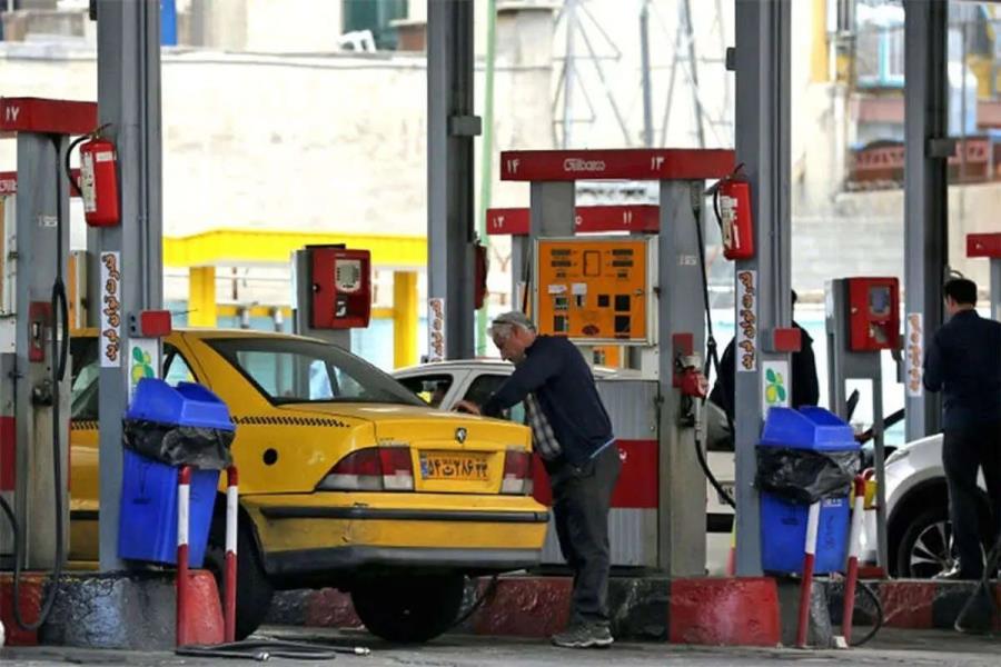 کاهش ٤٠ درصدی زمان انتظار در صف پمپ بنزین های تهران